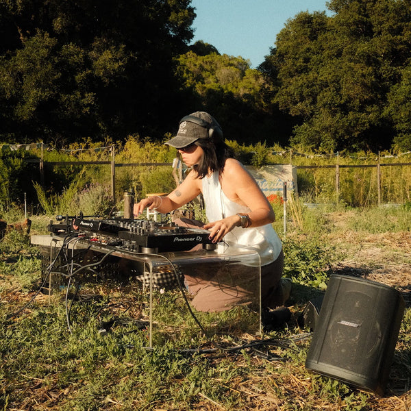 Notes Of Moss: Vinyl Sets, Listening & Tasting Experience